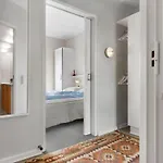 Bad, Lejl 69 *