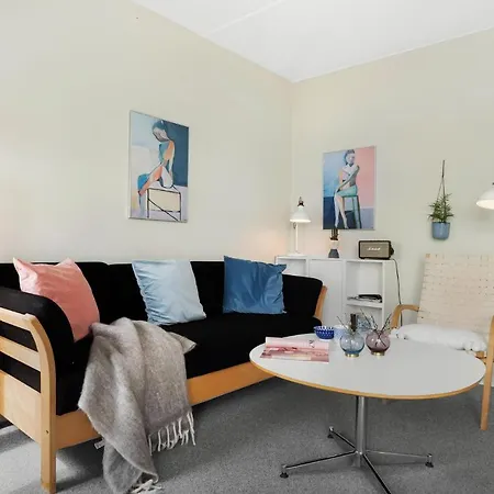 Apartment Bad, Lejl 69 *